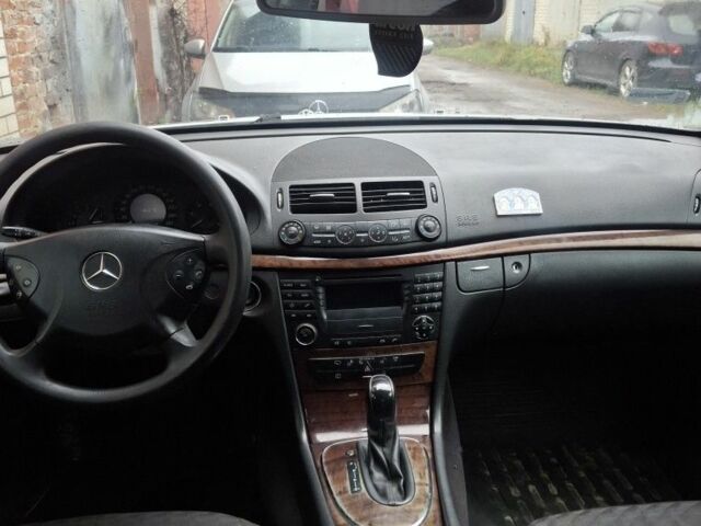 Сірий Мерседес Е-Клас, об'ємом двигуна 2.1 л та пробігом 313 тис. км за 4500 $, фото 10 на Automoto.ua