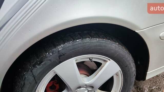 Серый Мерседес Е-Класс, объемом двигателя 2.15 л и пробегом 302 тыс. км за 6600 $, фото 15 на Automoto.ua