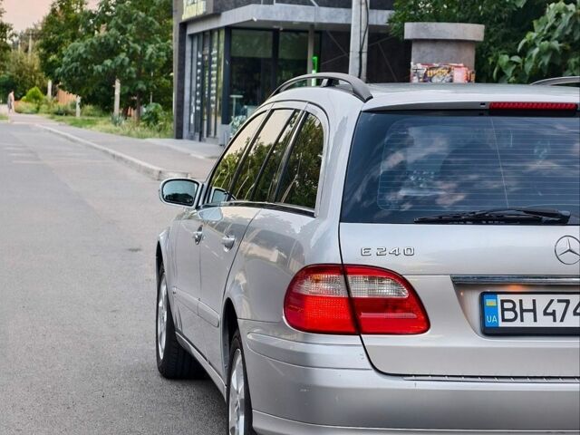 Сірий Мерседес Е-Клас, об'ємом двигуна 2.6 л та пробігом 262 тис. км за 6500 $, фото 36 на Automoto.ua