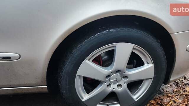 Серый Мерседес Е-Класс, объемом двигателя 2.15 л и пробегом 302 тыс. км за 6600 $, фото 12 на Automoto.ua