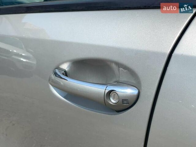 Серый Мерседес Е-Класс, объемом двигателя 2.1 л и пробегом 367 тыс. км за 5790 $, фото 13 на Automoto.ua