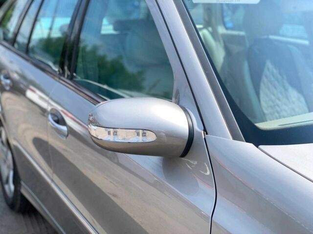 Сірий Мерседес Е-Клас, об'ємом двигуна 2.1 л та пробігом 367 тис. км за 5430 $, фото 10 на Automoto.ua