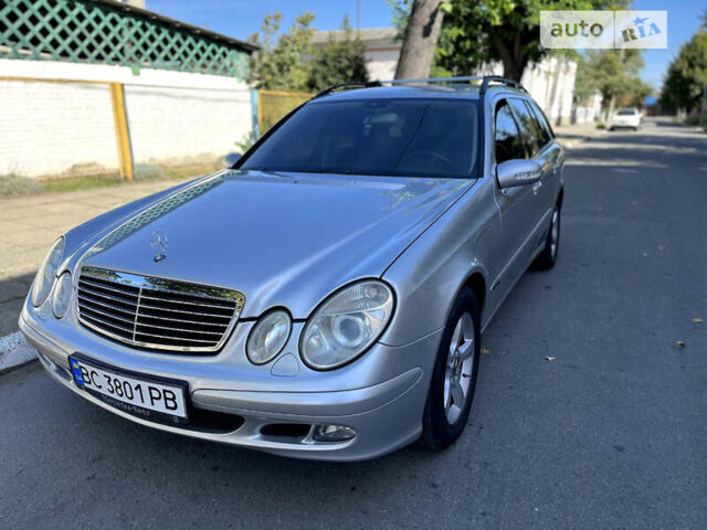 Мерседес Е-Класс 2005 в Стрые на Automoto.ua Серый Мерседес Е-Класс, объемом двигателя 3.22 л и пробегом 320 тыс. км за 7100 $, фото 7 на Automoto.ua