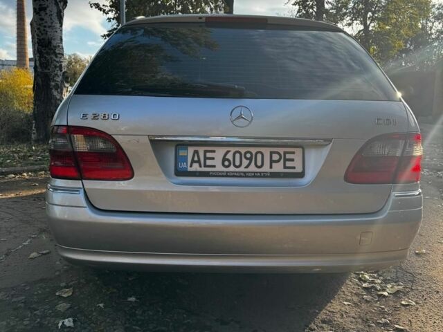 Серый Мерседес Е-Класс, объемом двигателя 3.2 л и пробегом 409 тыс. км за 6400 $, фото 6 на Automoto.ua