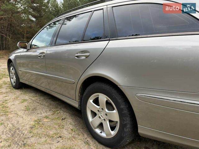 Сірий Мерседес Е-Клас, об'ємом двигуна 3.22 л та пробігом 265 тис. км за 7500 $, фото 9 на Automoto.ua