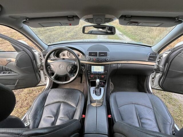 Сірий Мерседес Е-Клас, об'ємом двигуна 3.2 л та пробігом 360 тис. км за 3100 $, фото 10 на Automoto.ua