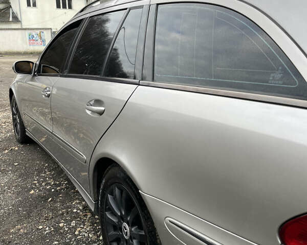 Серый Мерседес Е-Класс, объемом двигателя 2.99 л и пробегом 380 тыс. км за 6999 $, фото 28 на Automoto.ua