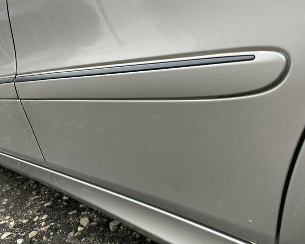 Серый Мерседес Е-Класс, объемом двигателя 2.99 л и пробегом 385 тыс. км за 6700 $, фото 22 на Automoto.ua