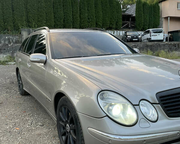 Сірий Мерседес Е-Клас, об'ємом двигуна 3 л та пробігом 382 тис. км за 8000 $, фото 4 на Automoto.ua