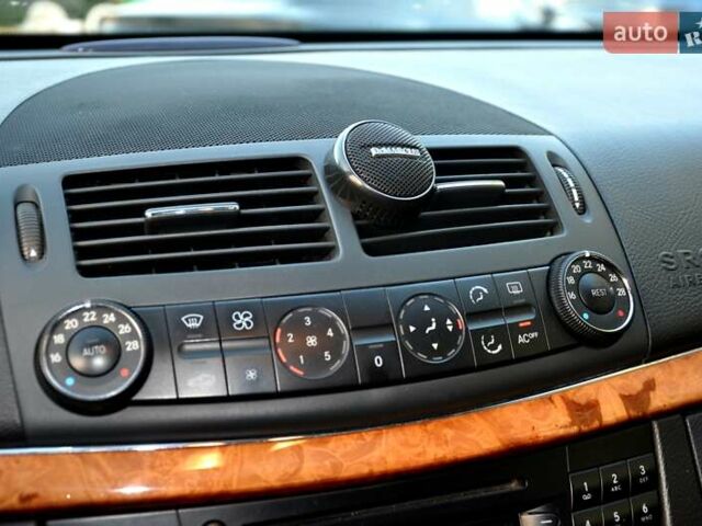 Мерседес Е-Клас 2005 у Львові на Automoto.ua Сірий Мерседес Е-Клас, об'ємом двигуна 1.8 л та пробігом 307 тис. км за 5600 $, фото 33 на Automoto.ua