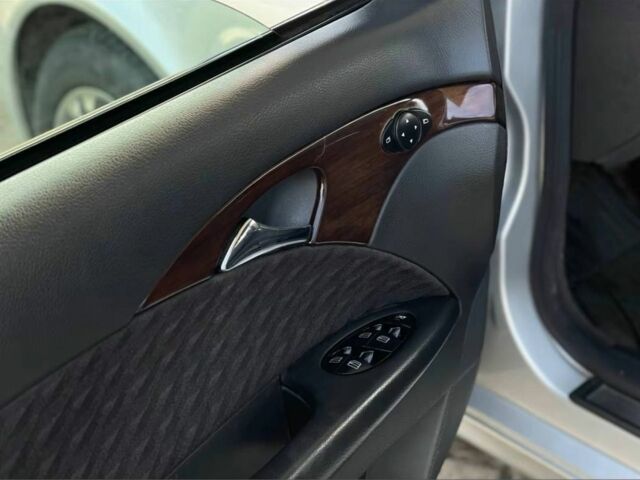 Серый Мерседес Е-Класс, объемом двигателя 2.2 л и пробегом 327 тыс. км за 2450 $, фото 10 на Automoto.ua