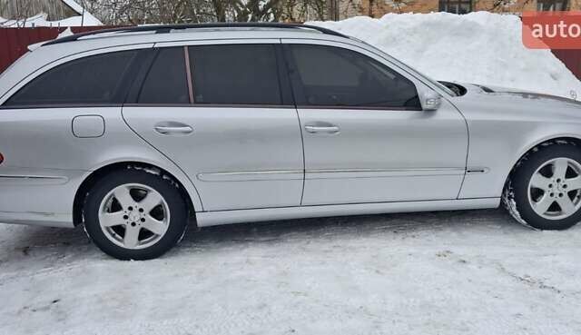 Серый Мерседес Е-Класс, объемом двигателя 2.2 л и пробегом 301 тыс. км за 6799 $, фото 25 на Automoto.ua