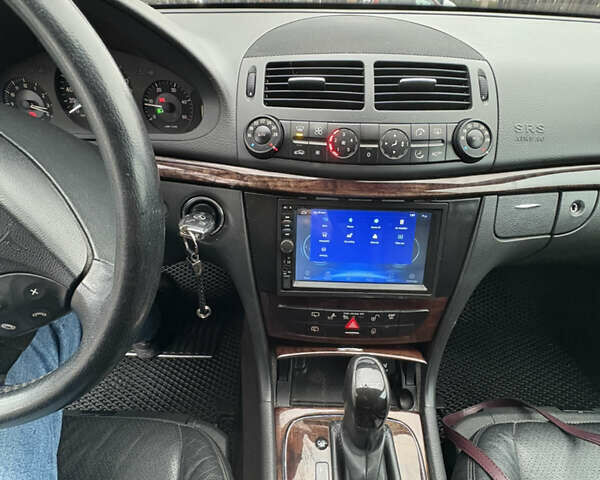 Серый Мерседес Е-Класс, объемом двигателя 3.22 л и пробегом 340 тыс. км за 8100 $, фото 18 на Automoto.ua