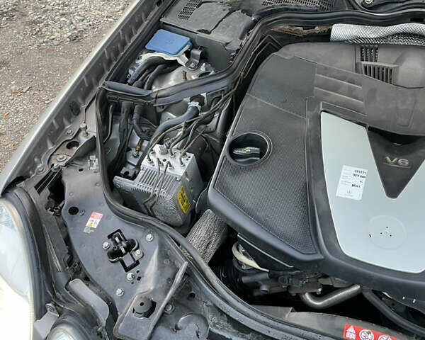 Серый Мерседес Е-Класс, объемом двигателя 2.99 л и пробегом 380 тыс. км за 6999 $, фото 43 на Automoto.ua