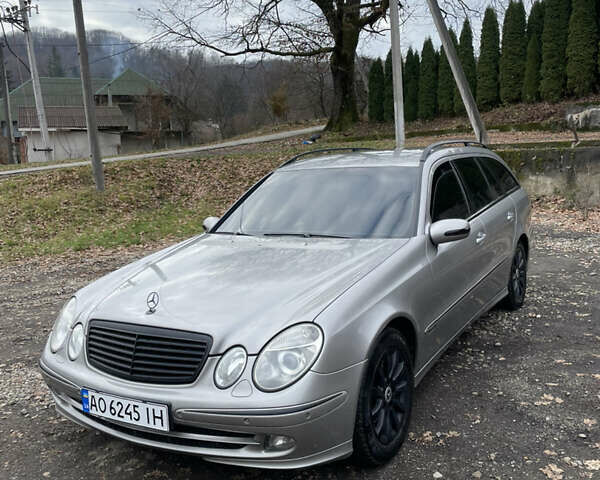 Серый Мерседес Е-Класс, объемом двигателя 2.99 л и пробегом 380 тыс. км за 6999 $, фото 1 на Automoto.ua