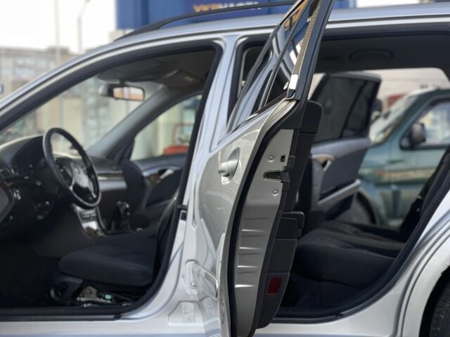 Мерседес Е-Клас 2005 у Рівному на Automoto.ua Сірий Мерседес Е-Клас, об'ємом двигуна 2.2 л та пробігом 320 тис. км за 2650 $, фото 6 на Automoto.ua
