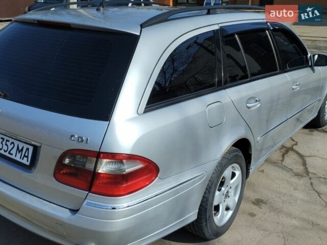 Серый Мерседес Е-Класс, объемом двигателя 3.22 л и пробегом 350 тыс. км за 5600 $, фото 3 на Automoto.ua