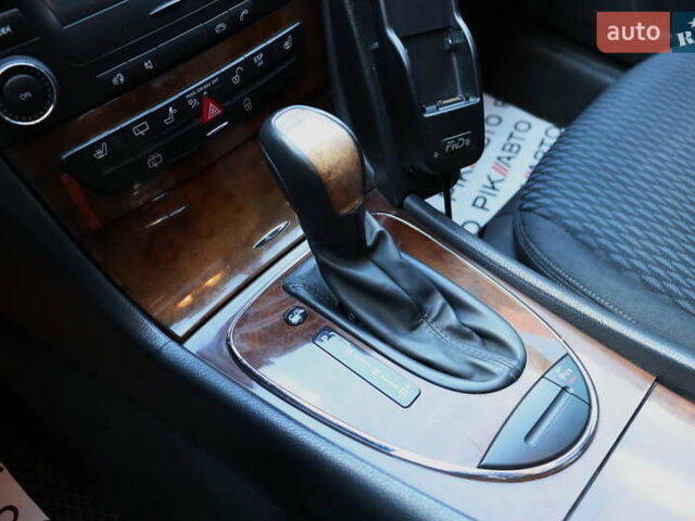 Серый Мерседес Е-Класс, объемом двигателя 1.8 л и пробегом 307 тыс. км за 5800 $, фото 27 на Automoto.ua