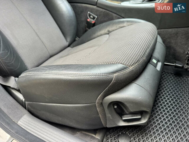 Сірий Мерседес Е-Клас, об'ємом двигуна 3.22 л та пробігом 265 тис. км за 7500 $, фото 22 на Automoto.ua