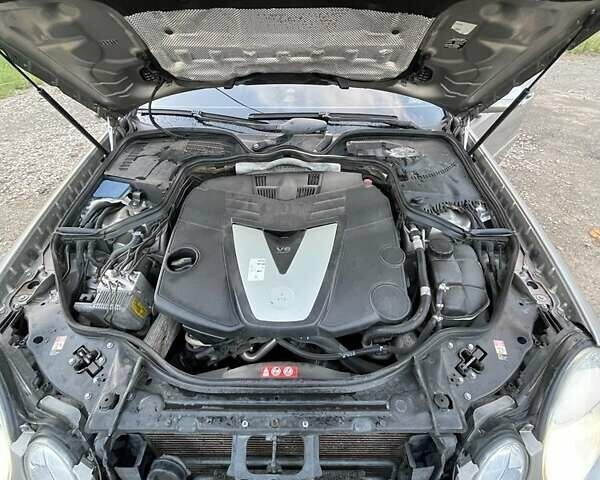Мерседес Е-Класс 2005 в Хусте на Automoto.ua Серый Мерседес Е-Класс, объемом двигателя 3 л и пробегом 383 тыс. км за 7700 $, фото 21 на Automoto.ua