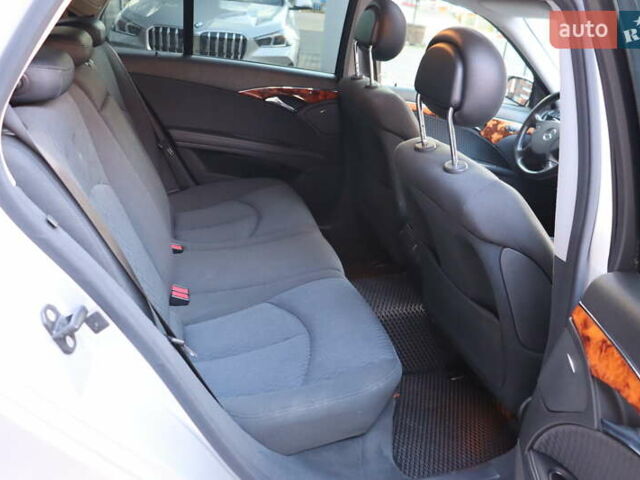 Серый Мерседес Е-Класс, объемом двигателя 1.8 л и пробегом 307 тыс. км за 5800 $, фото 35 на Automoto.ua