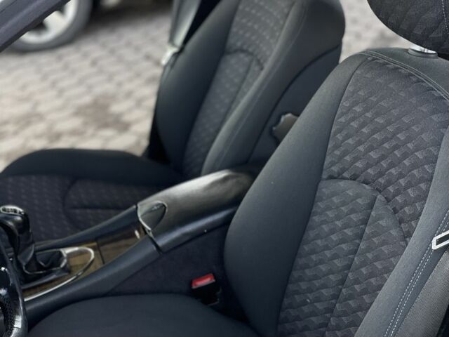 Мерседес Е-Клас 2005 у Рівному на Automoto.ua Сірий Мерседес Е-Клас, об'ємом двигуна 2.2 л та пробігом 320 тис. км за 2650 $, фото 10 на Automoto.ua