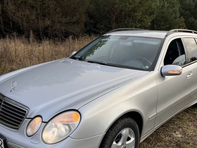 Сірий Мерседес Е-Клас, об'ємом двигуна 3.2 л та пробігом 360 тис. км за 3100 $, фото 4 на Automoto.ua