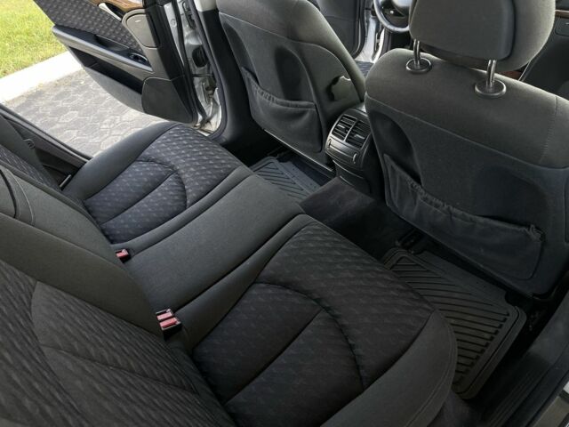 Мерседес Е-Клас 2005 у Рівному на Automoto.ua Сірий Мерседес Е-Клас, об'ємом двигуна 2.2 л та пробігом 320 тис. км за 2650 $, фото 16 на Automoto.ua