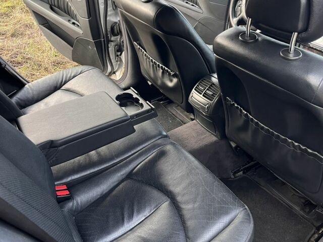 Сірий Мерседес Е-Клас, об'ємом двигуна 3.2 л та пробігом 360 тис. км за 3100 $, фото 12 на Automoto.ua