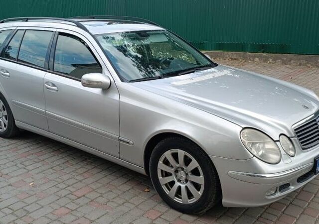 Серый Мерседес Е-Класс, объемом двигателя 3.2 л и пробегом 450 тыс. км за 2800 $, фото 1 на Automoto.ua