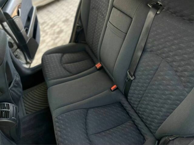 Серый Мерседес Е-Класс, объемом двигателя 2.2 л и пробегом 327 тыс. км за 2450 $, фото 18 на Automoto.ua