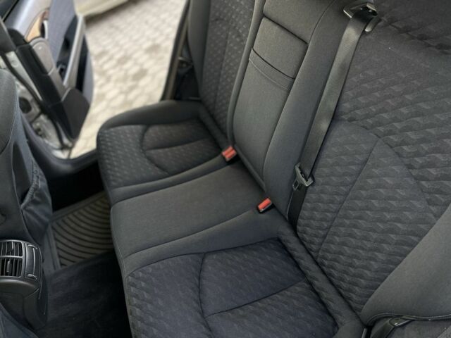 Мерседес Е-Клас 2005 у Рівному на Automoto.ua Сірий Мерседес Е-Клас, об'ємом двигуна 2.2 л та пробігом 320 тис. км за 2650 $, фото 13 на Automoto.ua