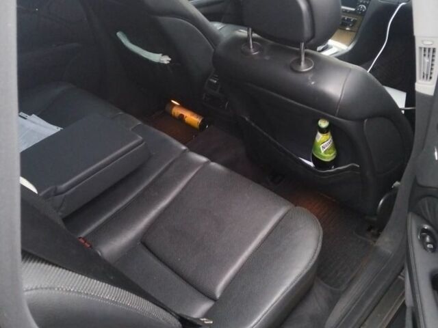 Серый Мерседес Е-Класс, объемом двигателя 3.2 л и пробегом 400 тыс. км за 3800 $, фото 7 на Automoto.ua