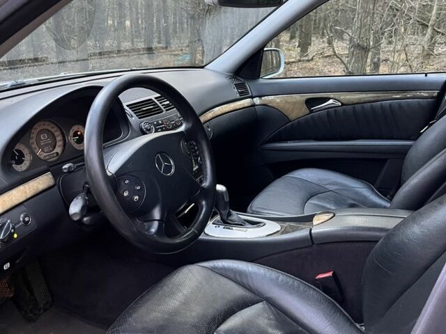 Сірий Мерседес Е-Клас, об'ємом двигуна 3.2 л та пробігом 360 тис. км за 3100 $, фото 8 на Automoto.ua