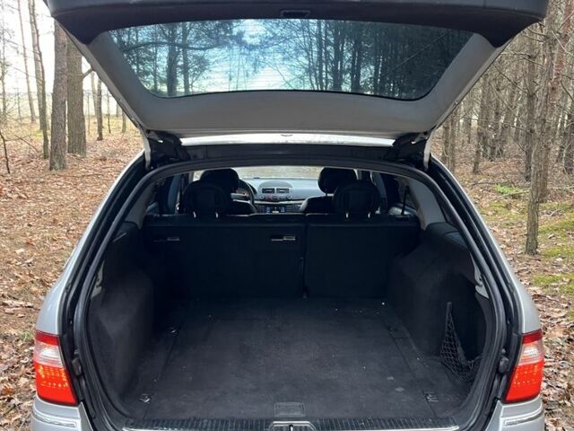 Сірий Мерседес Е-Клас, об'ємом двигуна 3.2 л та пробігом 360 тис. км за 3100 $, фото 3 на Automoto.ua