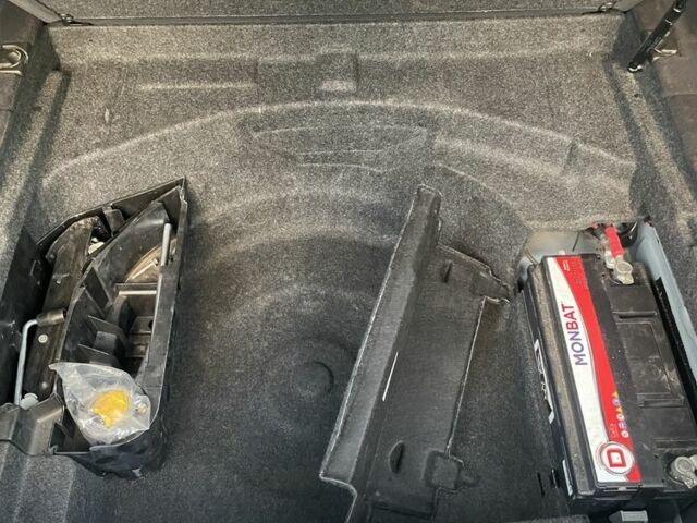 Мерседес Е-Клас 2005 у Хусте на Automoto.ua Сірий Мерседес Е-Клас, об'ємом двигуна 3 л та пробігом 383 тис. км за 7700 $, фото 16 на Automoto.ua