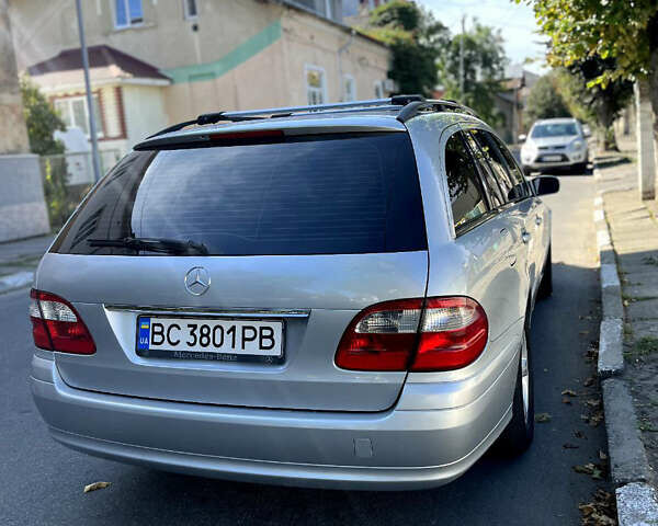 Мерседес Е-Класс 2005 в Стрые на Automoto.ua Серый Мерседес Е-Класс, объемом двигателя 3.22 л и пробегом 320 тыс. км за 7100 $, фото 27 на Automoto.ua