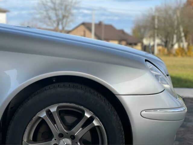 Серый Мерседес Е-Класс, объемом двигателя 2.2 л и пробегом 327 тыс. км за 2450 $, фото 8 на Automoto.ua