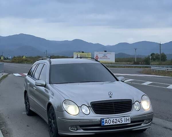 Мерседес Е-Класс 2005 в Хусте на Automoto.ua Серый Мерседес Е-Класс, объемом двигателя 3 л и пробегом 383 тыс. км за 7700 $, фото 7 на Automoto.ua