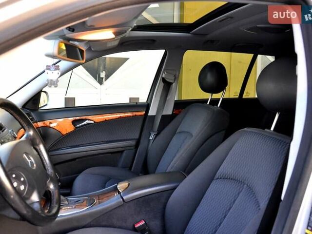 Мерседес Е-Клас 2005 у Львові на Automoto.ua Сірий Мерседес Е-Клас, об'ємом двигуна 1.8 л та пробігом 307 тис. км за 5600 $, фото 17 на Automoto.ua