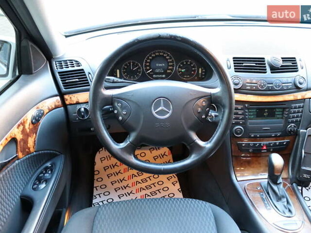 Серый Мерседес Е-Класс, объемом двигателя 1.8 л и пробегом 307 тыс. км за 5800 $, фото 33 на Automoto.ua