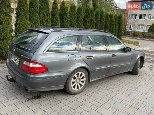 Мерседес Е-Клас 2005 у Галиче на Automoto.ua Сірий Мерседес Е-Клас, об'ємом двигуна 1.8 л та пробігом 319 тис. км за 5200 $, фото 1 на Automoto.ua