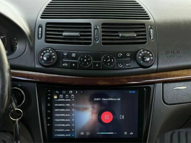 Серый Мерседес Е-Класс, объемом двигателя 2.2 л и пробегом 327 тыс. км за 2450 $, фото 12 на Automoto.ua