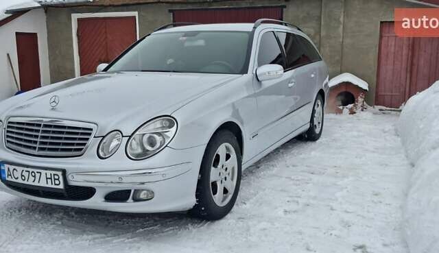 Серый Мерседес Е-Класс, объемом двигателя 2.2 л и пробегом 301 тыс. км за 6799 $, фото 22 на Automoto.ua