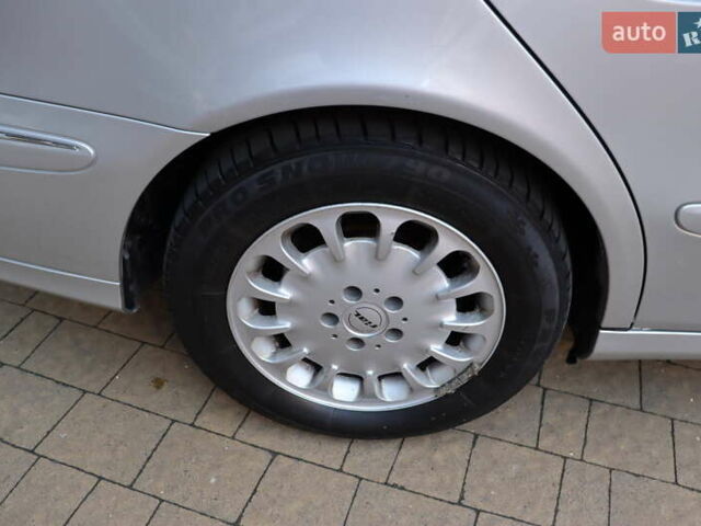 Серый Мерседес Е-Класс, объемом двигателя 1.8 л и пробегом 307 тыс. км за 5800 $, фото 4 на Automoto.ua