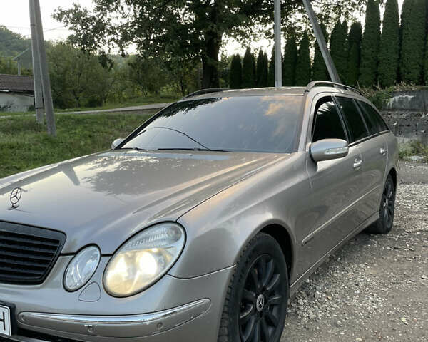 Сірий Мерседес Е-Клас, об'ємом двигуна 3 л та пробігом 382 тис. км за 8000 $, фото 3 на Automoto.ua