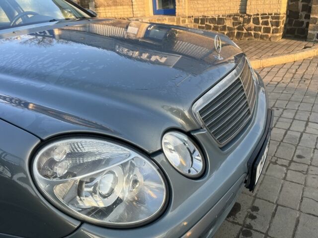 Сірий Мерседес Е-Клас, об'ємом двигуна 2.2 л та пробігом 274 тис. км за 3200 $, фото 22 на Automoto.ua