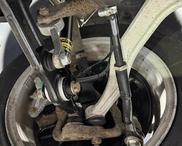 Сірий Мерседес Е-Клас, об'ємом двигуна 2.15 л та пробігом 280 тис. км за 6999 $, фото 6 на Automoto.ua