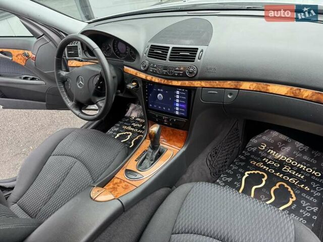 Сірий Мерседес Е-Клас, об'ємом двигуна 2.15 л та пробігом 280 тис. км за 6700 $, фото 90 на Automoto.ua