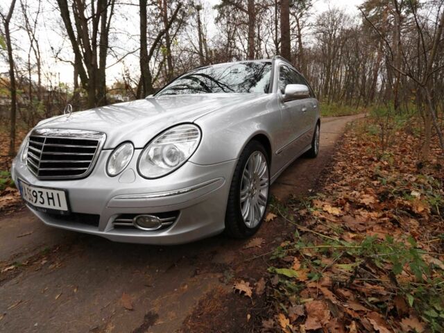 Сірий Мерседес Е-Клас, об'ємом двигуна 3 л та пробігом 227 тис. км за 11000 $, фото 2 на Automoto.ua